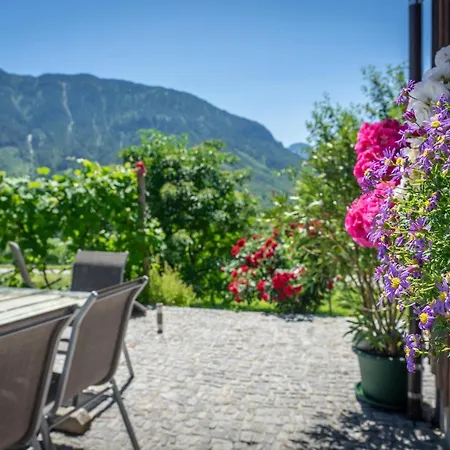Lovely House With Mountain View & Big Garden In Bad Aussee Exterior photo