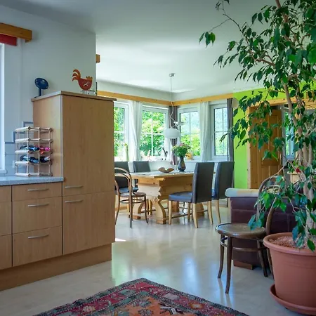 Lovely House With Mountain View & Big Garden In Bad Aussee Exterior photo