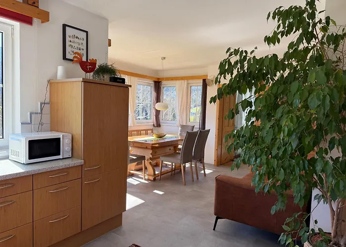 Lovely House With Mountain View & Big Garden In Bad Aussee
