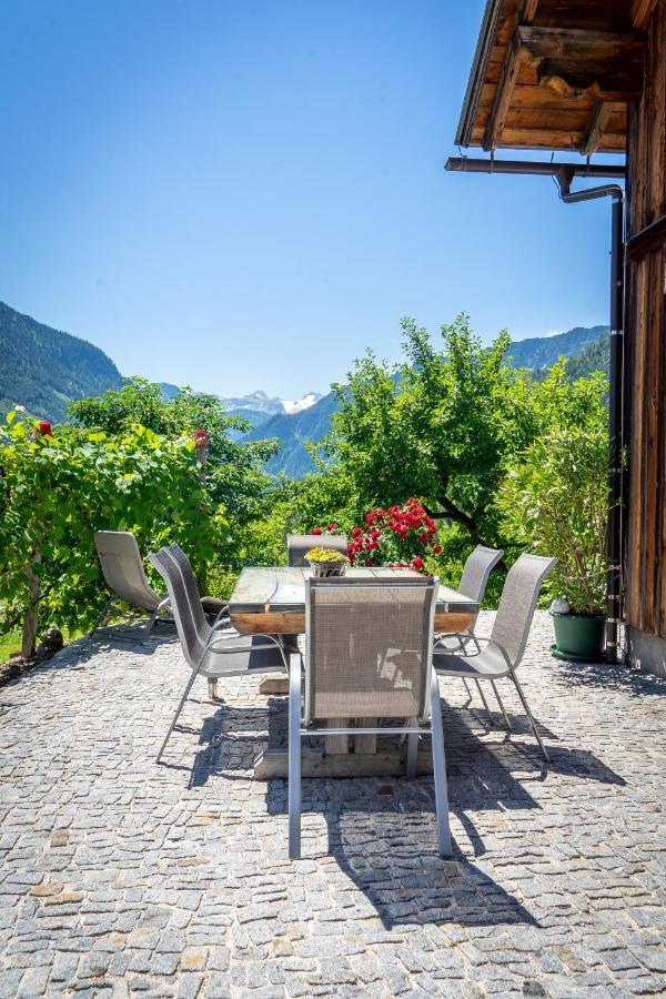 Lovely House With Mountain View & Big Garden In