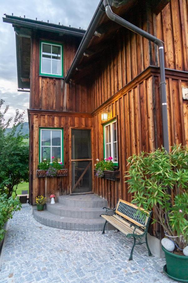 Casa vacanze Lovely House With Mountain View & Big Garden In *