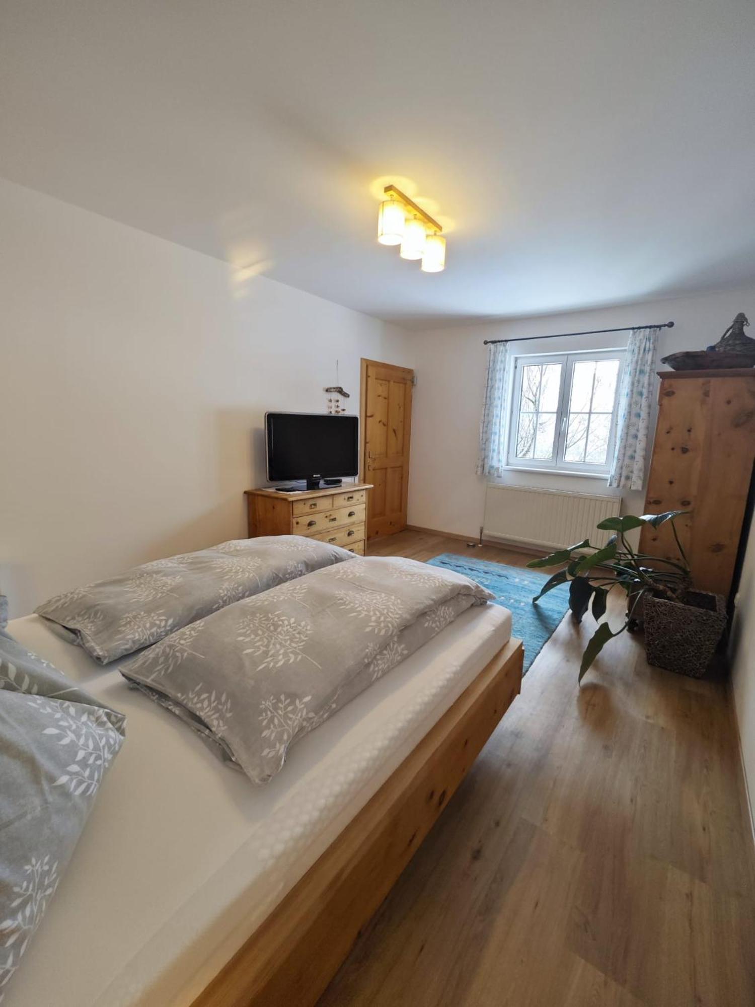 Lovely House With Mountain View & Big Garden In * Bad Aussee